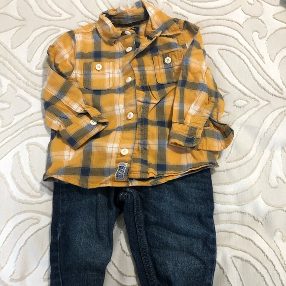 OshKosh baby boy button down and denim - Picture 1 of 3